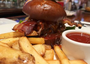 Haleiwa Joe's Burger